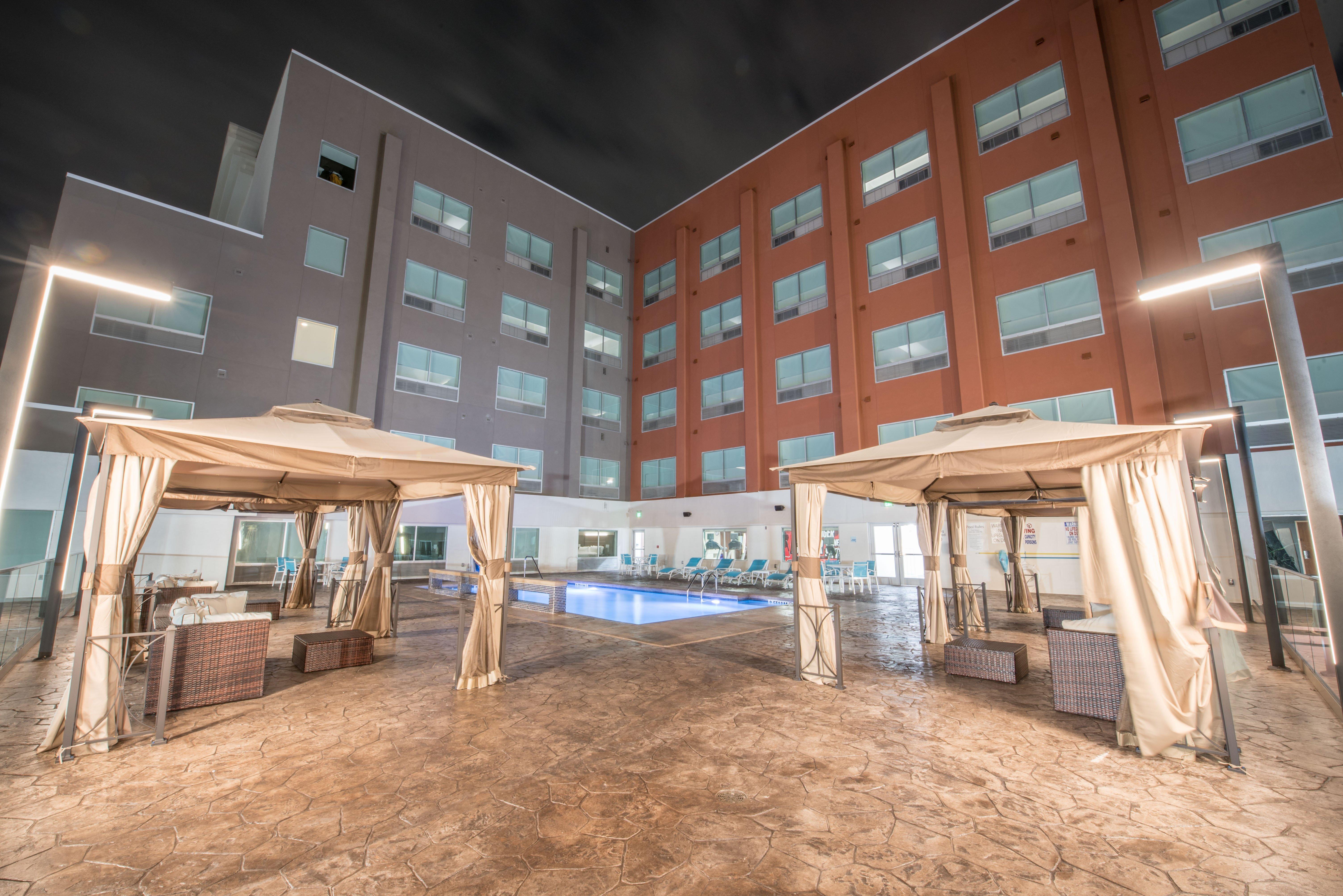 Holiday Inn Express & Suites - Houston Westchase - Westheimer By Ihg Buitenkant foto